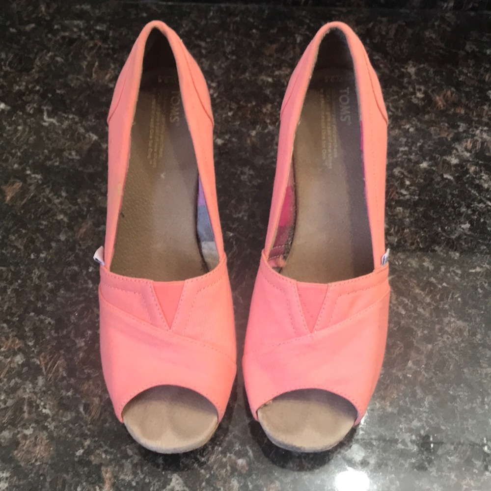 Pink TOMS Wedges